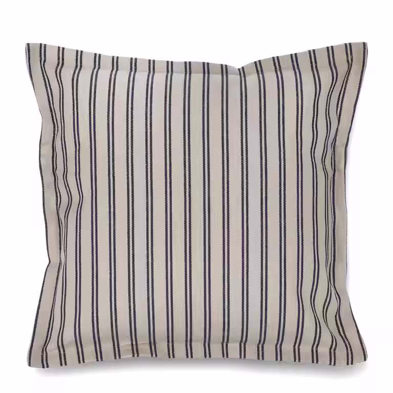 Cushion Kali